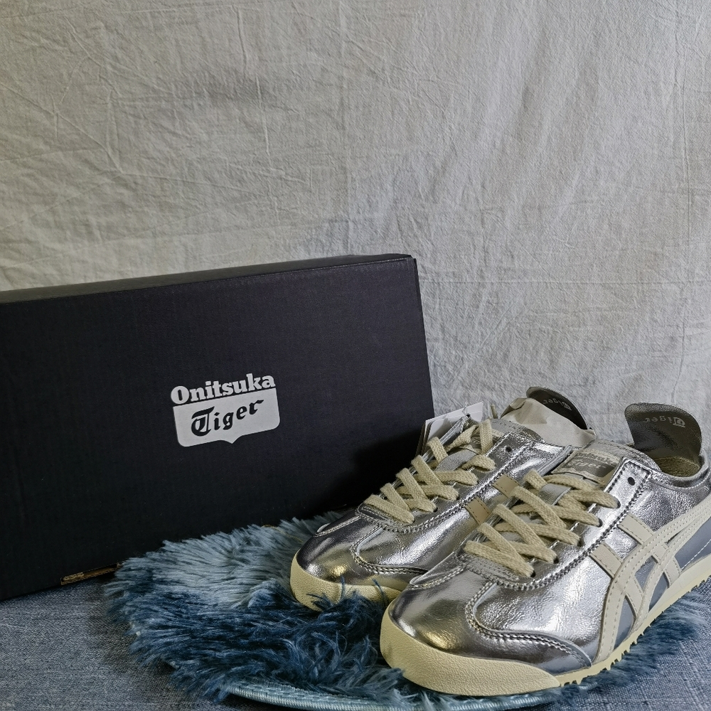 Asics Onitsuka Tiger Mexico 66 Silver Off White